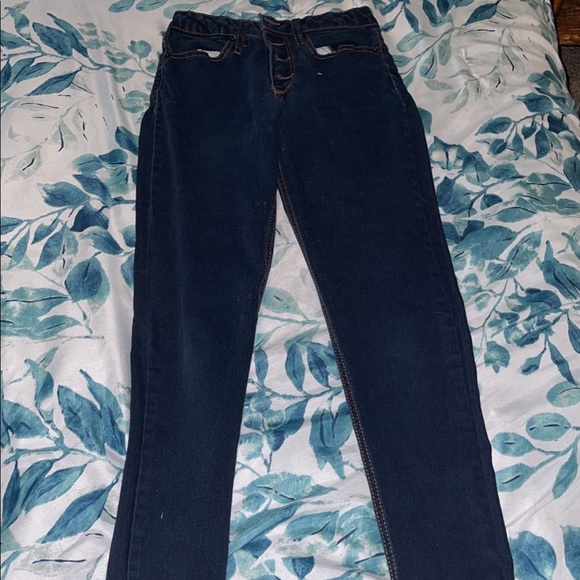 Pants (all different size) - Picture 3 of 11